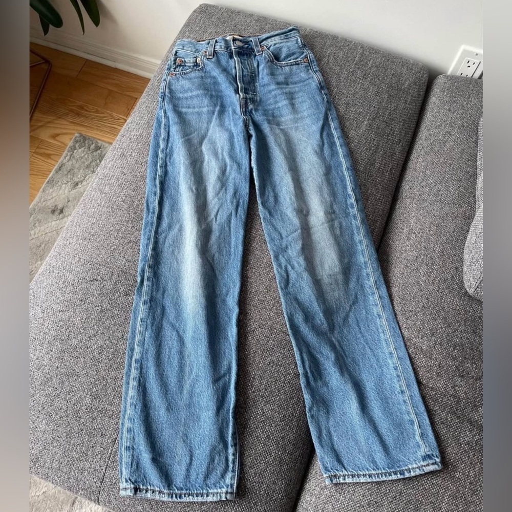 Levi's ribcage straight ankle jean